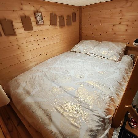 Вилла Tiny House Des Bougnats Teilhede Экстерьер фото