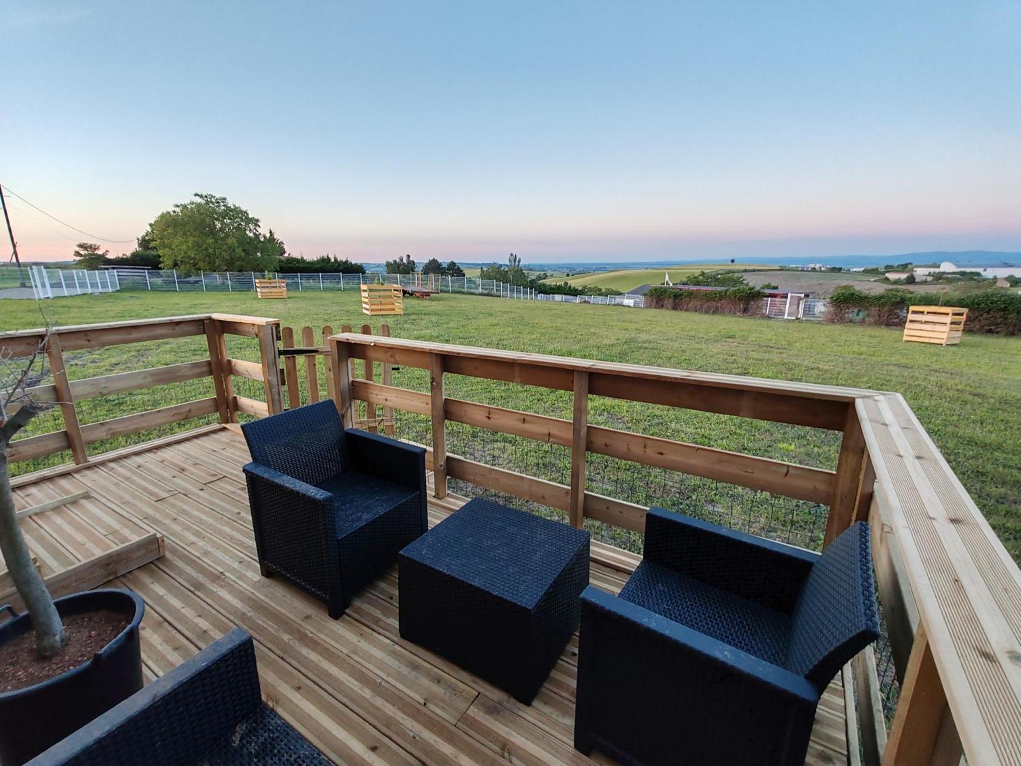 Вилла Tiny House Des Bougnats Teilhede Экстерьер фото